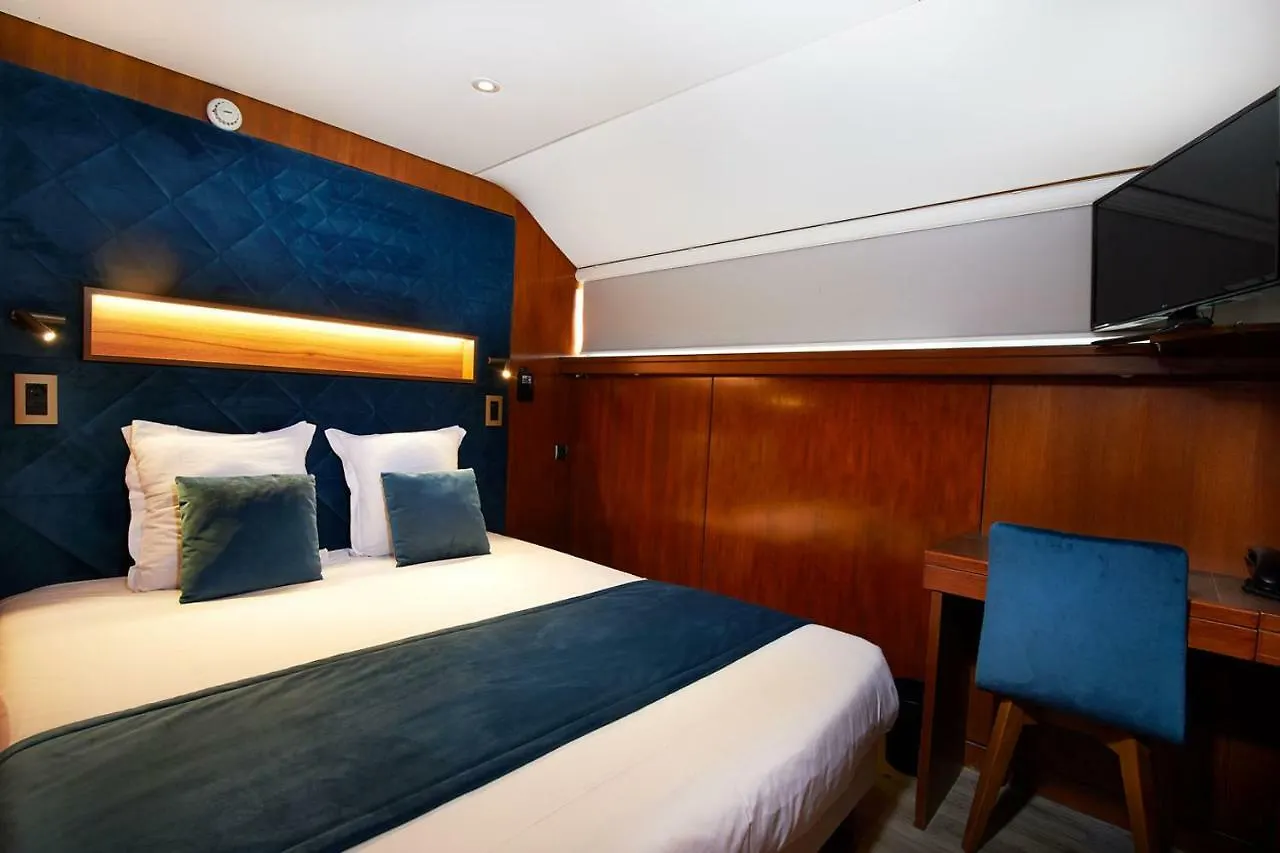 Vip Yacht & Hotel 2*
