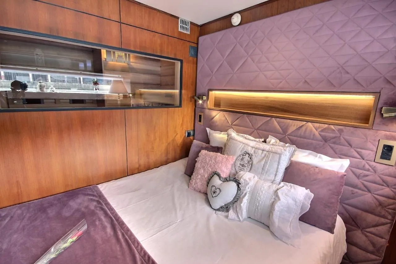 Vip Yacht & Paryż
