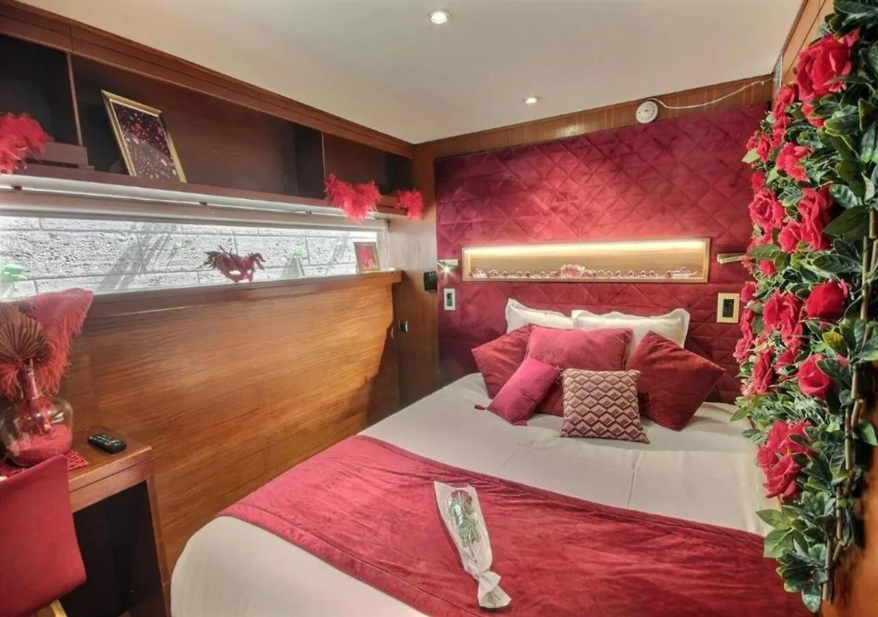 فندق Vip Yacht & 2*