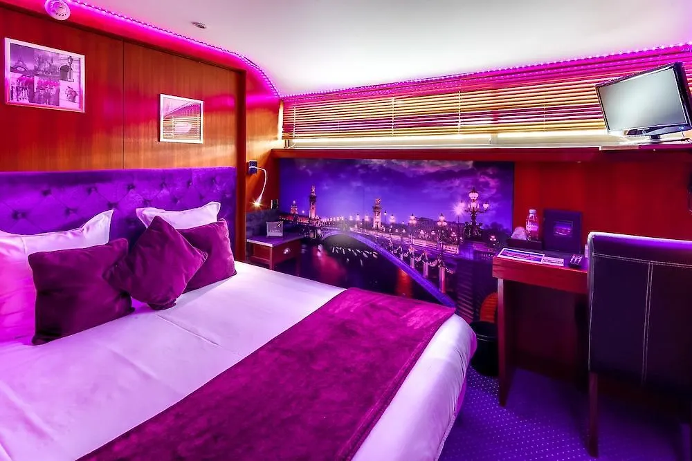 Vip Yacht & Paryż